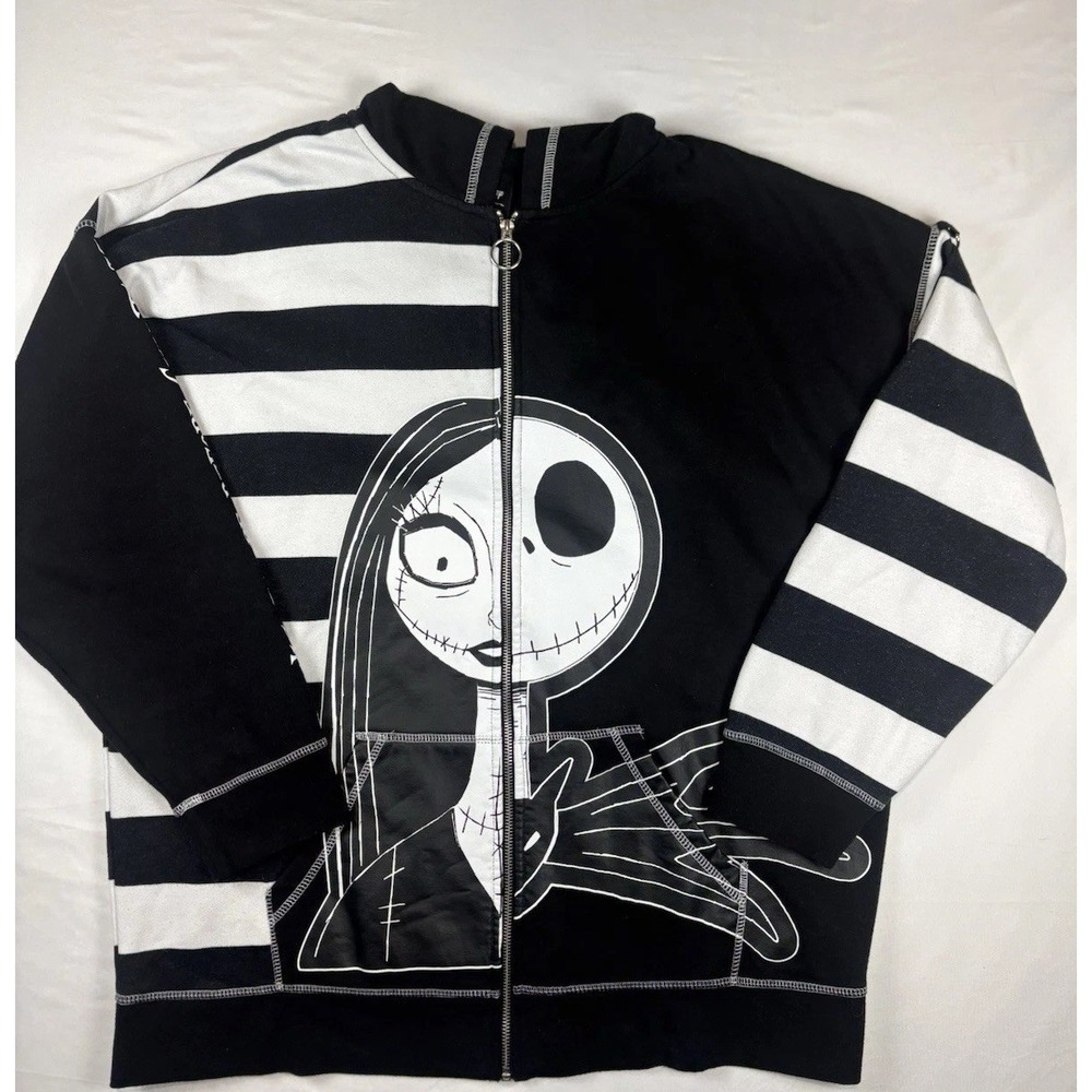 Her Universe Disney Nightmare Before Christmas Jack Sally Split Hoodie Large.